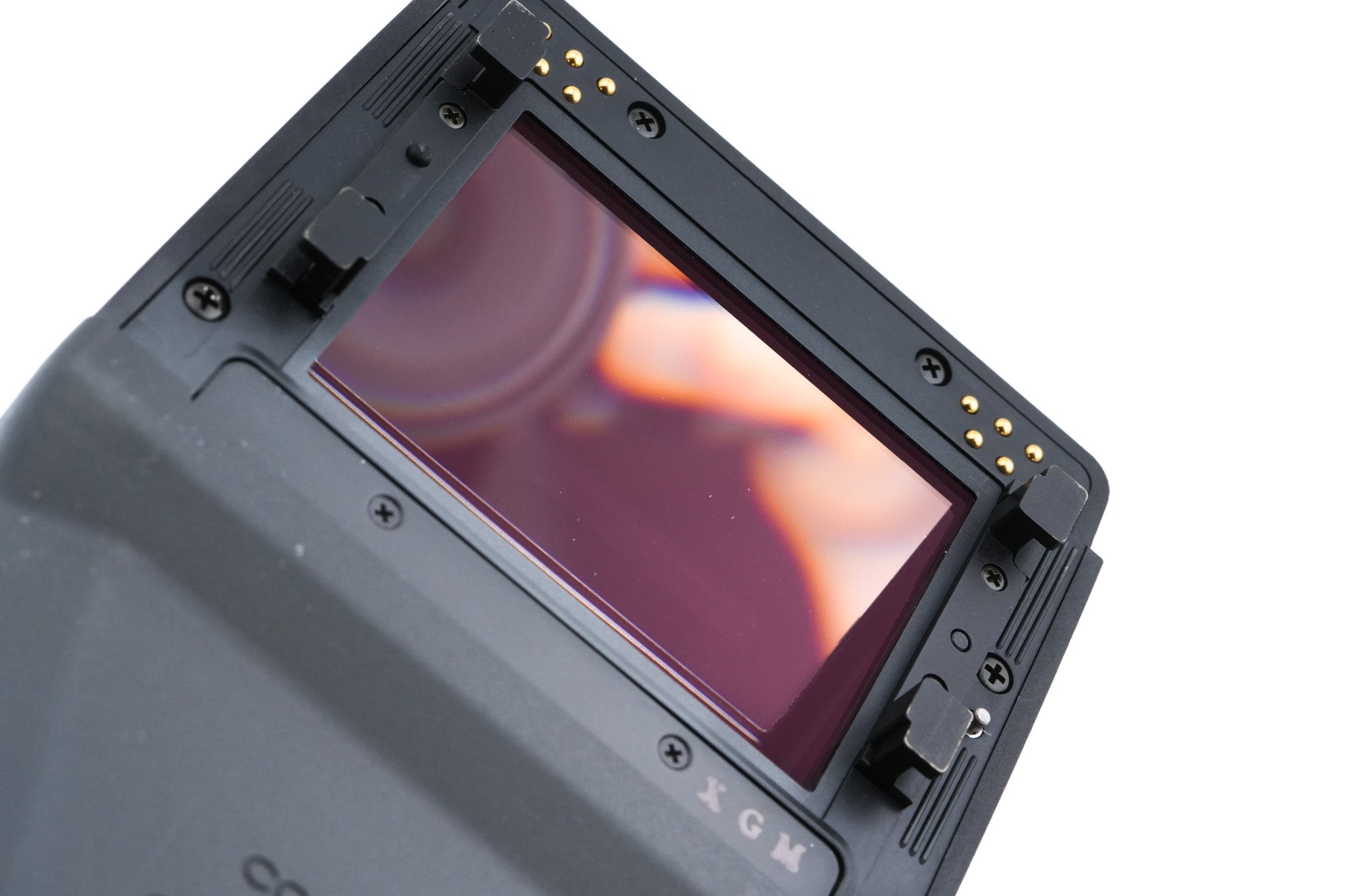 Contax 645 + MF-1 AE Prism Finder + MFB-1 120/220 Film Back Holder + 80mm f2 Planar T*