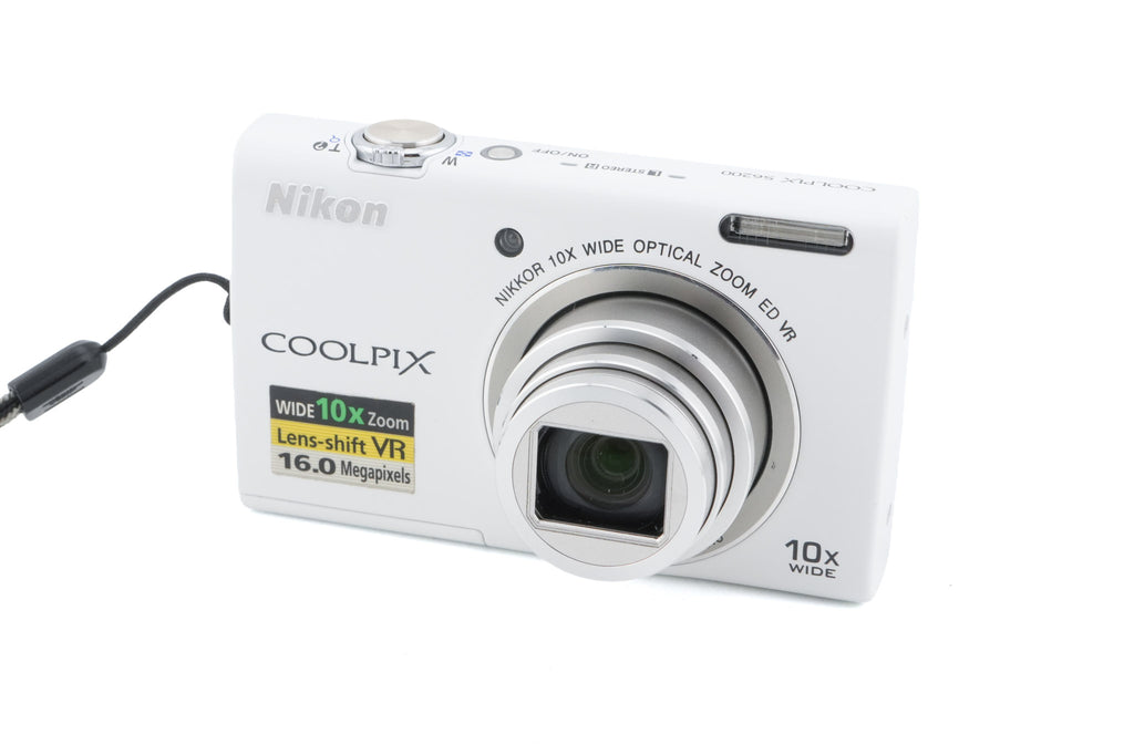 Nikon Coolpix S6200