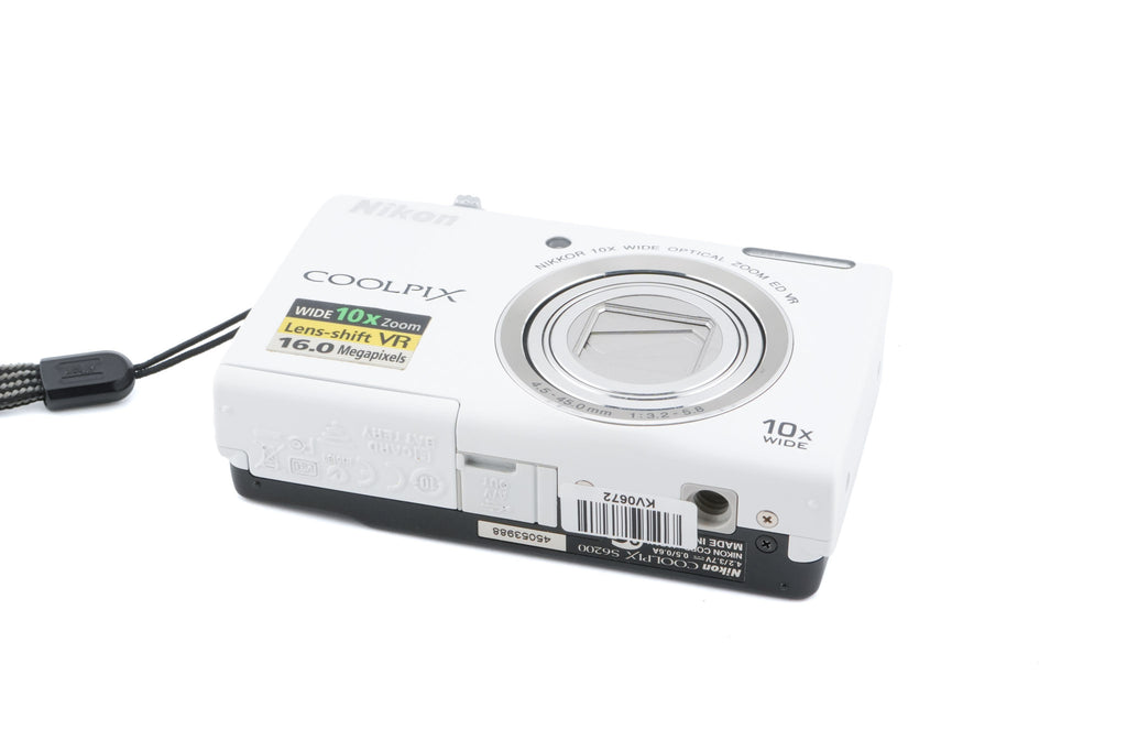 Nikon Coolpix S6200