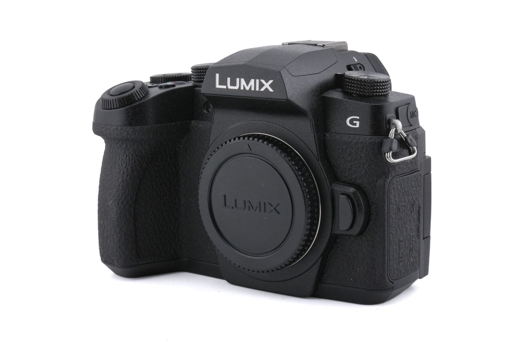 Panasonic Lumix DC-G90