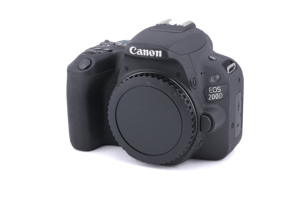 Canon EOS 200D