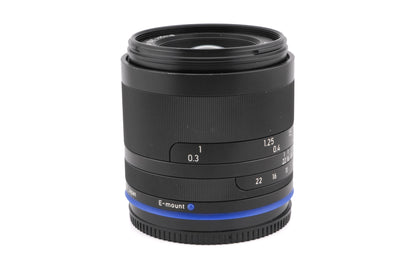 Carl Zeiss 35mm f2 Biogon T* Loxia