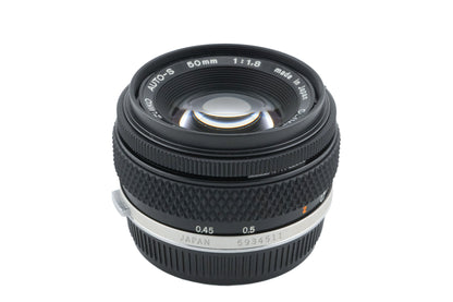 Olympus 50mm f1.8 Zuiko Auto-S