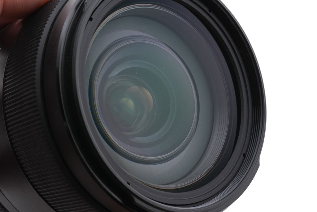 Sony 16-105mm f3.5-5.6 DT (SAL16105)