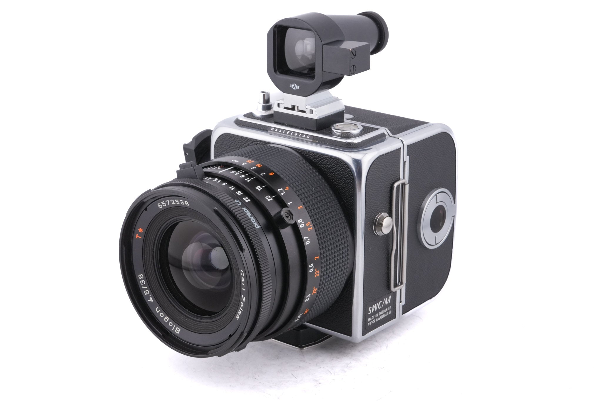 Hasselblad SWC/M (Biogon CF T*) (Type I) (Silver, 10050) + A12 Film Magazine (Silver, 30074) + SWC Viewfinder (52035/TISOC)