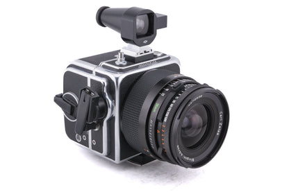 Hasselblad SWC/M (Biogon CF T*) (Type I) (Silver, 10050) + A12 Film Magazine (Silver, 30074) + SWC Viewfinder (52035/TISOC)