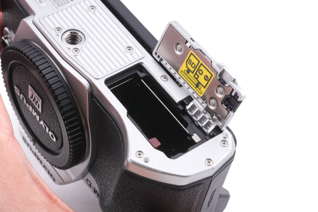 Olympus OM-D E-M10 Mark III