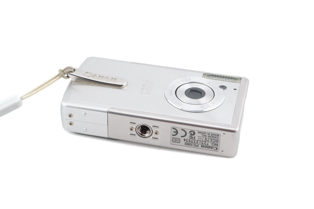 Canon IXUS i