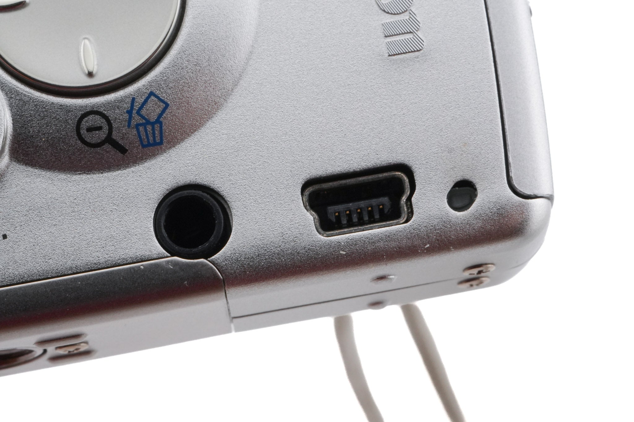 Canon IXUS i