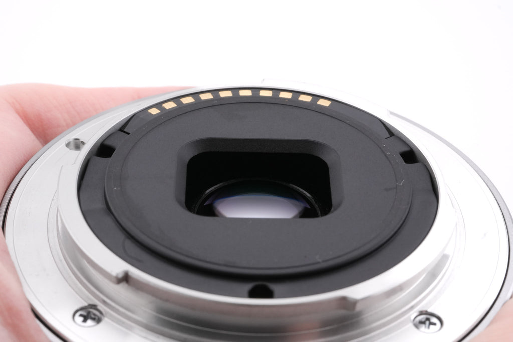 Sony 16mm f2.8 (SEL16F28)