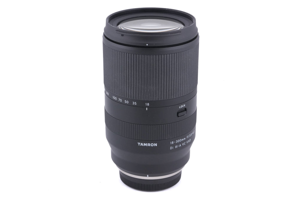 Tamron 18-300mm f3.5-6.3 DI III-A VC VXD (B061)