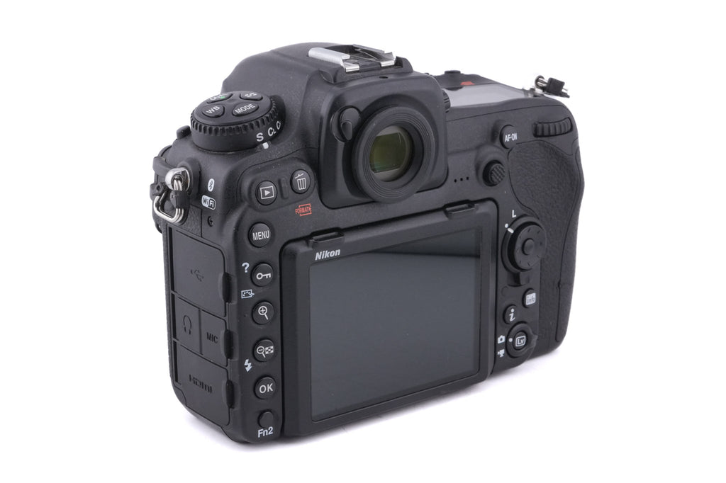 Nikon D500