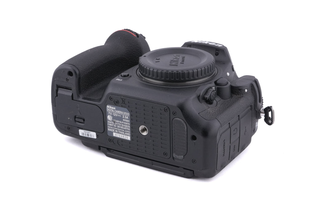 Nikon D500