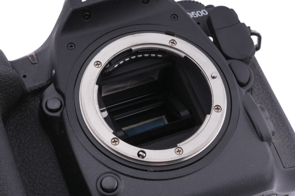 Nikon D500