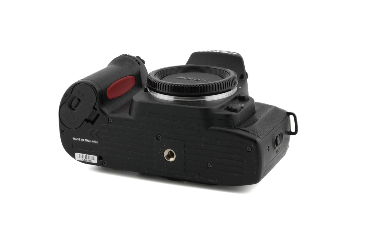 Nikon N80