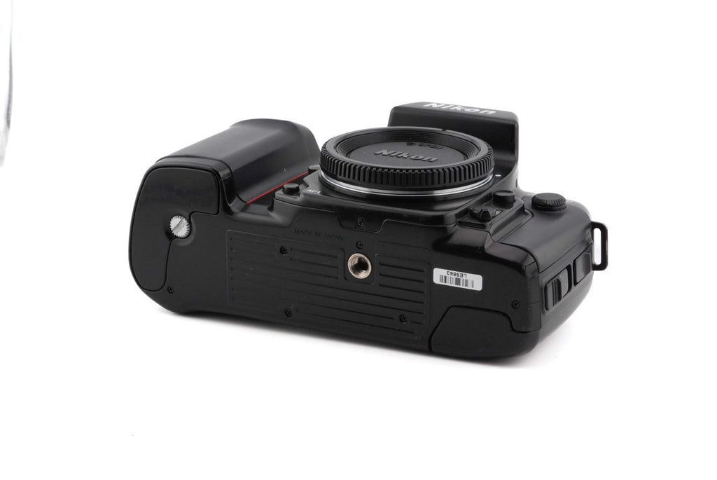 Nikon F-801