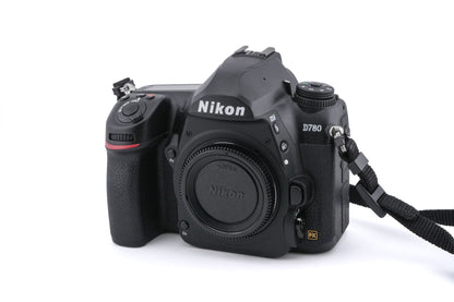 Nikon D780