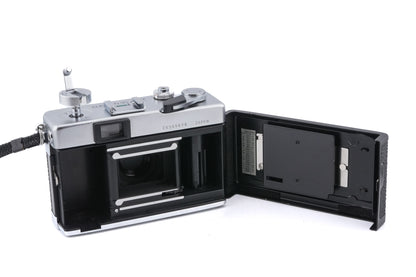 Yashica Electro 35 MC