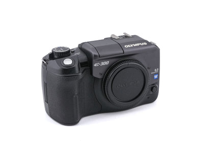 Olympus E-300