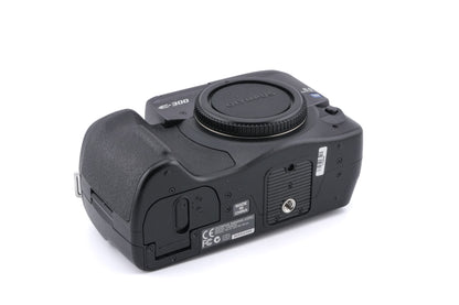 Olympus E-300