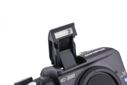 Olympus E-300