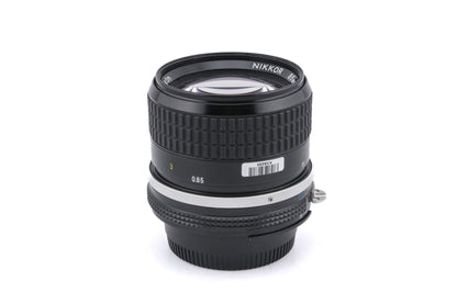 Nikon 85mm f2 Nikkor AI