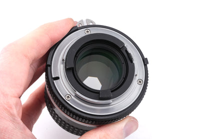 Nikon 85mm f2 Nikkor AI