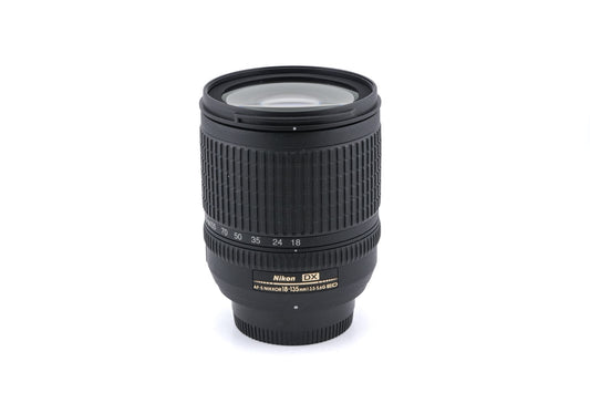 Nikon 18-135mm f3.5-5.6 AF-S Nikkor G ED