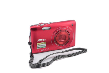 Nikon Coolpix S3300