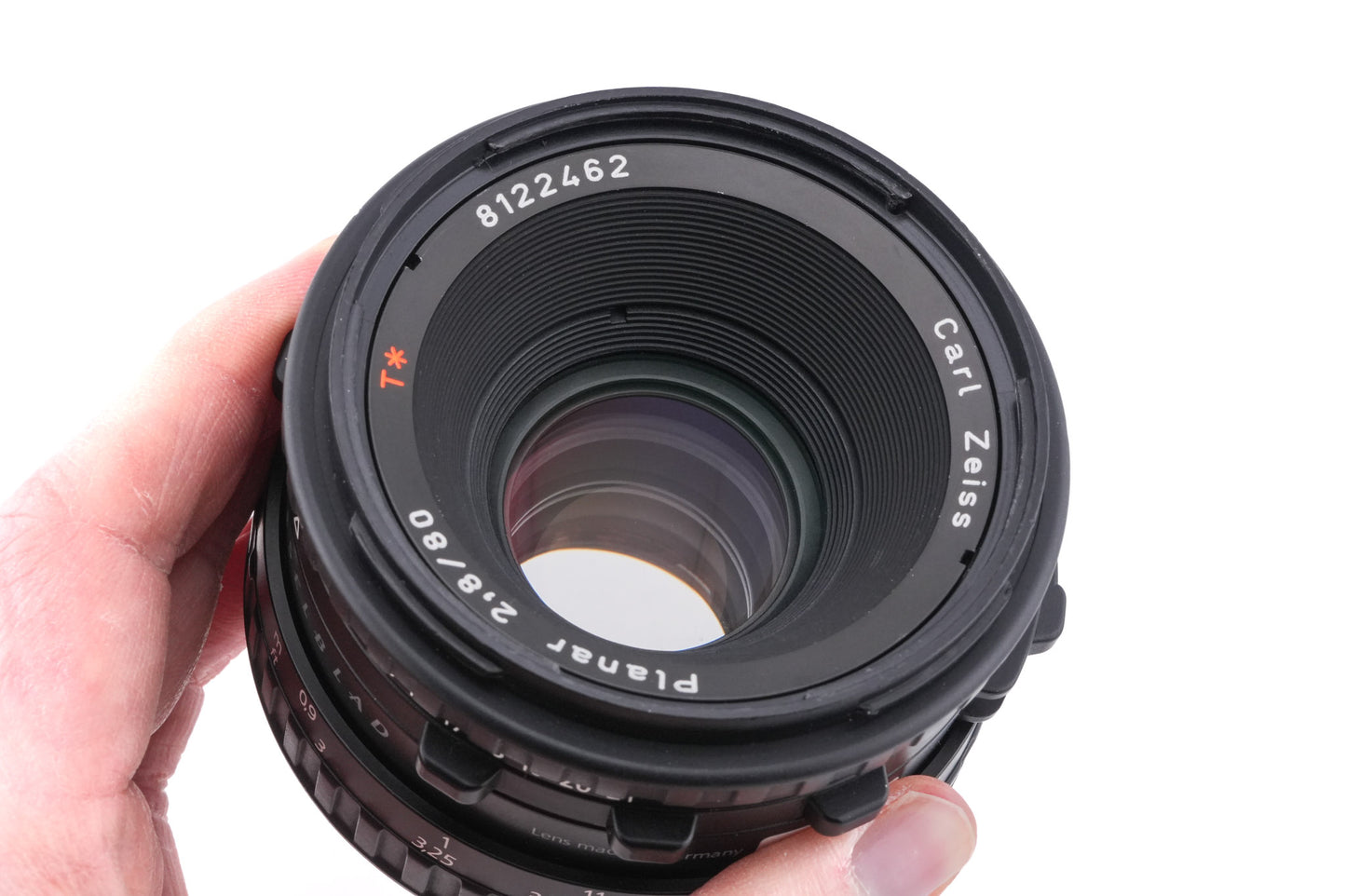 Hasselblad 503CW (10243 / 10246) + 80mm f2.8 Planar T* CB + Waist Level Finder (New / Chrome, 42315) + A12N Film Magazine + Acute Matte Focusing Screen (42165)