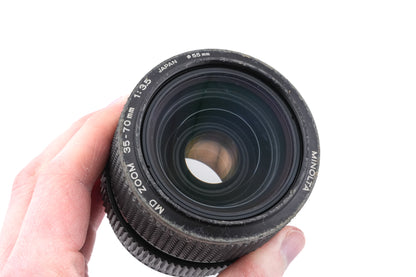 Minolta 35-70mm f3.5 MD Zoom Macro