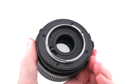 Minolta 35-70mm f3.5 MD Zoom Macro