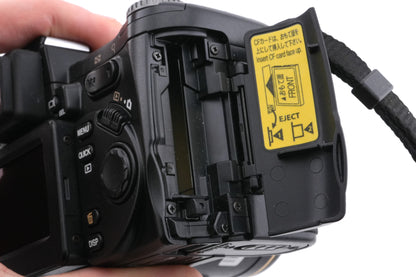 Nikon Coolpix 8700