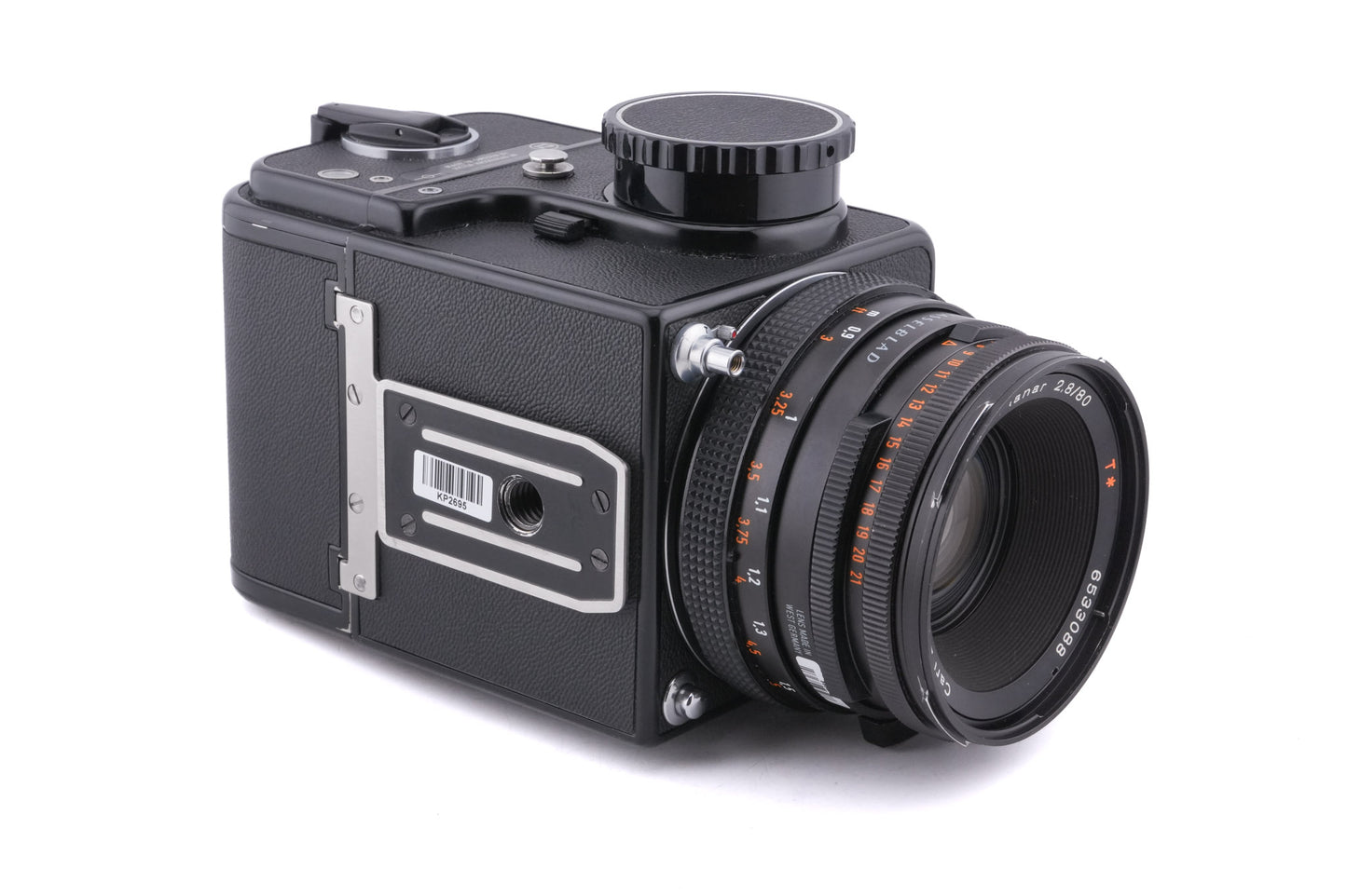 Hasselblad 500C/M (Black, 10170) + 80mm f2.8 Planar T* CF (20029) + Waist Level Finder (New / Black, 42323) + A12N Film Magazine + Standard Focusing Screen (42161)