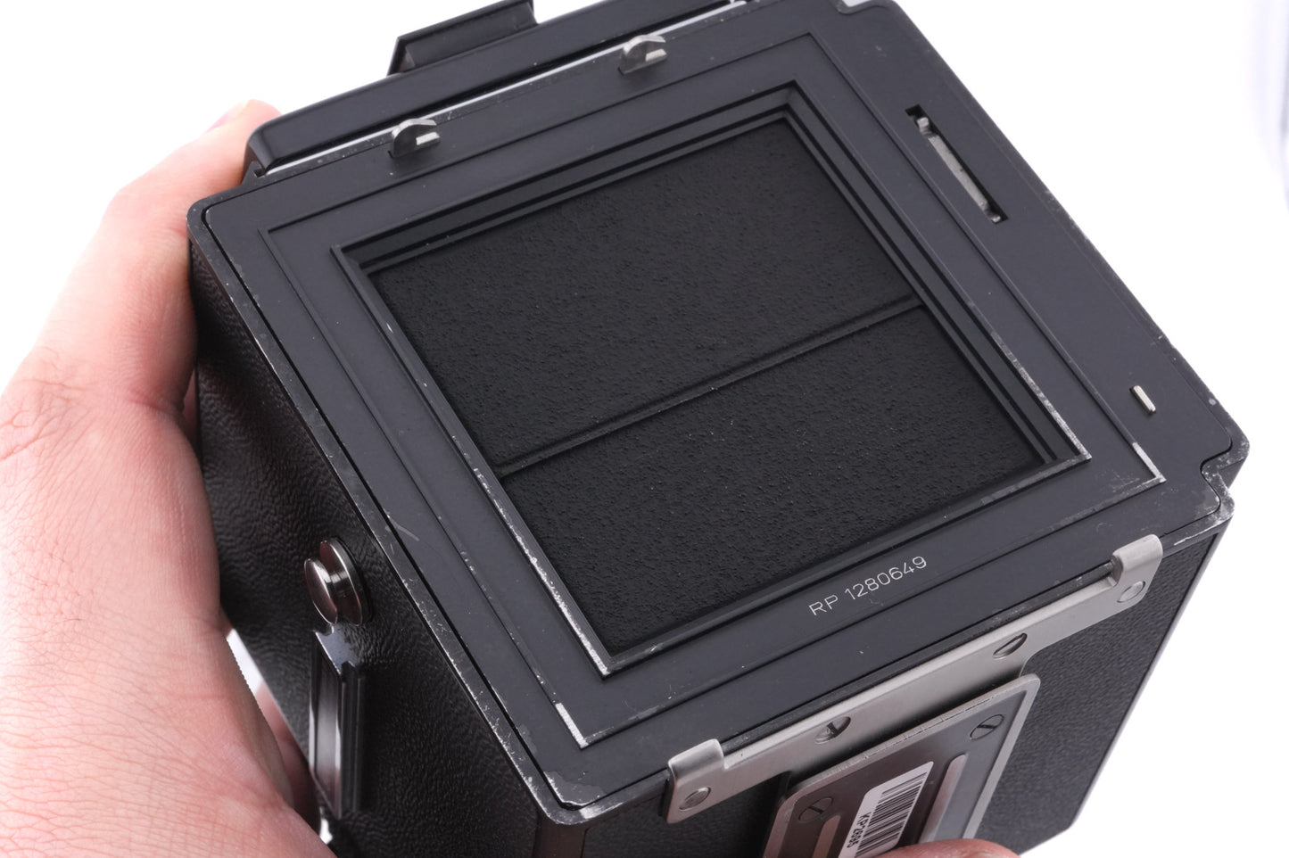 Hasselblad 500C/M (Black, 10170) + 80mm f2.8 Planar T* CF (20029) + Waist Level Finder (New / Black, 42323) + A12N Film Magazine + Standard Focusing Screen (42161)