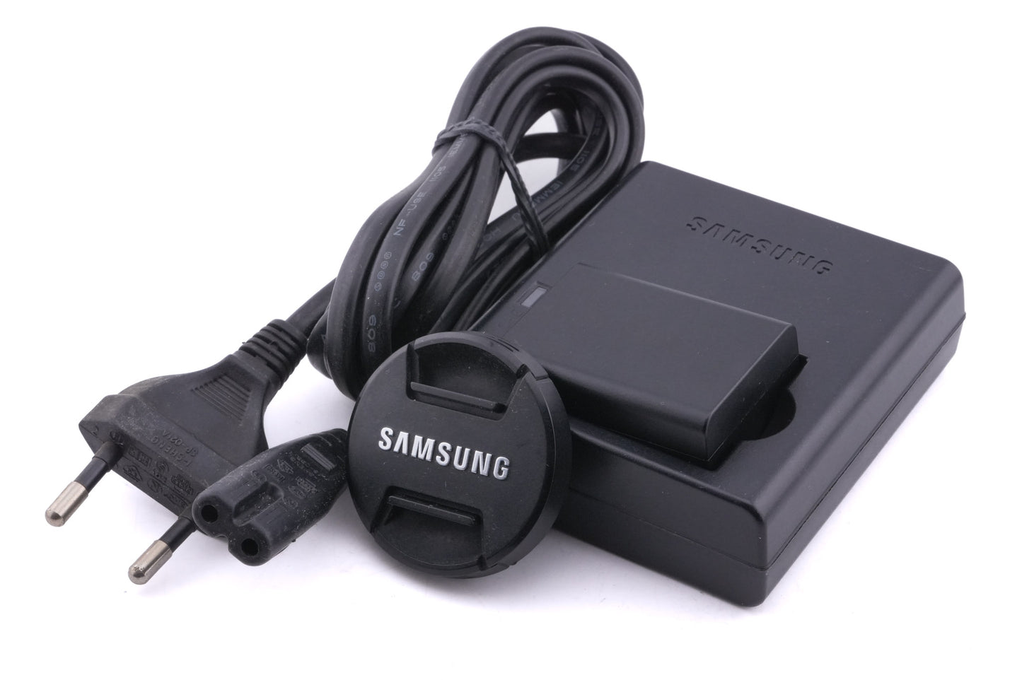 Samsung NX1100 + 20-50mm f3.5-5.6 II ED i-Function + SEF8A Flash