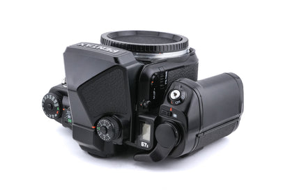 Pentax 67 II + AE Pentaprism Finder (67 II)