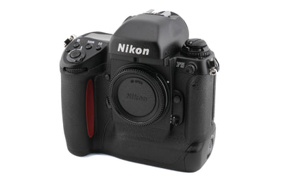 Nikon F5