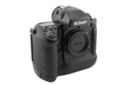 Nikon F5