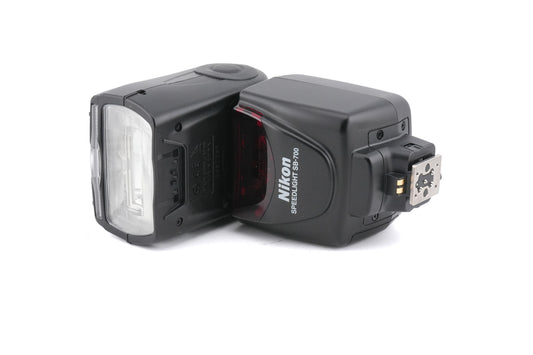 Nikon SB-700 Speedlight