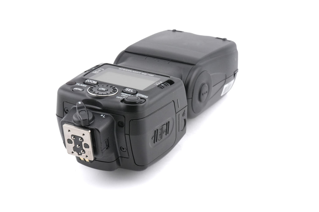 Nikon SB-700 Speedlight