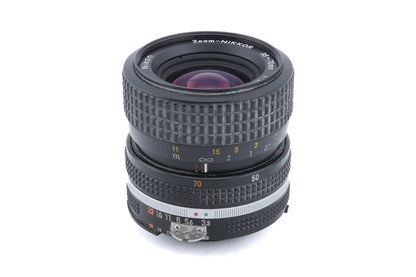 Nikon 35-70mm f3.3-4.5 Zoom-Nikkor AI-S