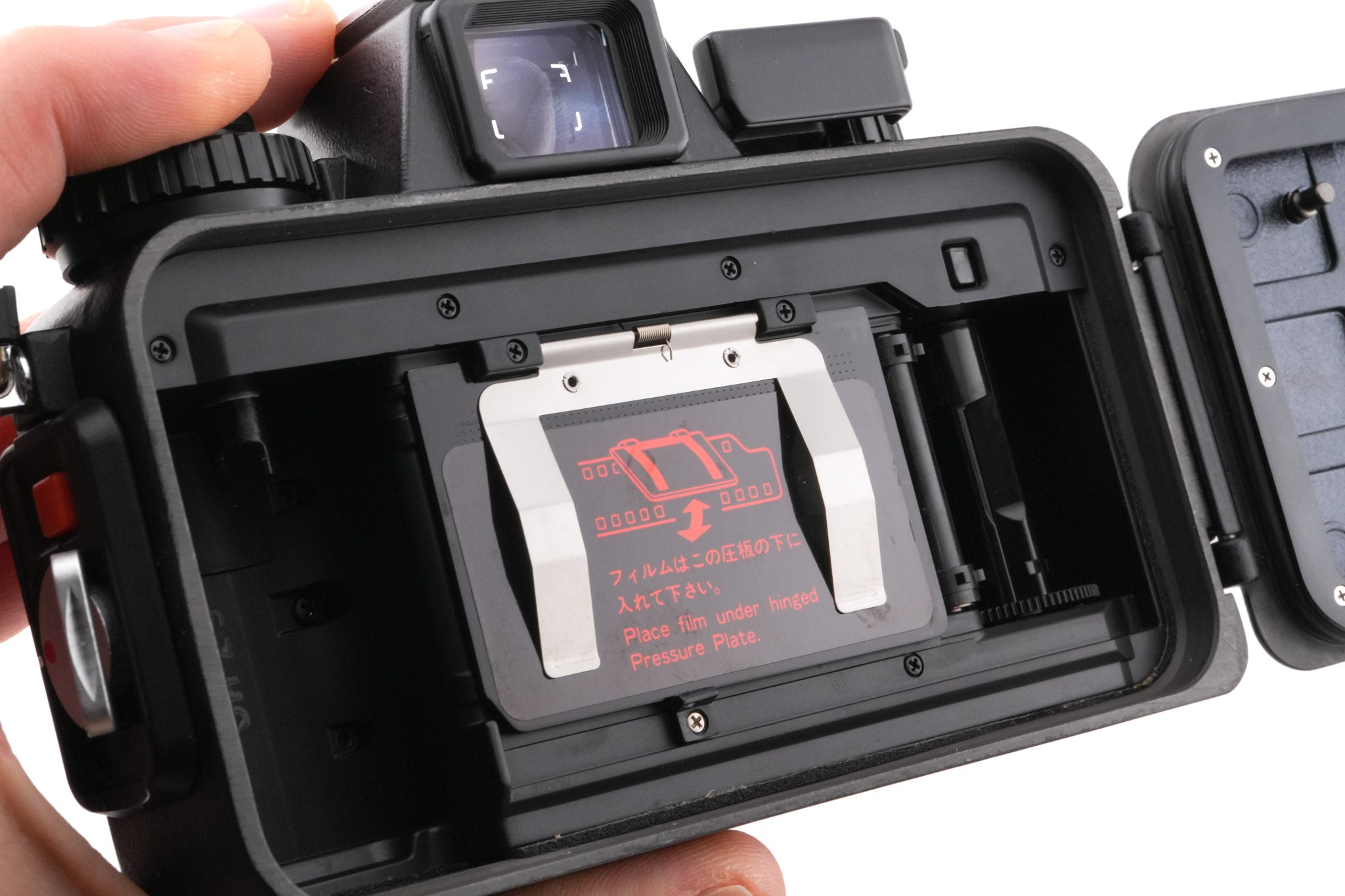 Nikon Nikonos-V + 35mm f2.5 Nikkor – Kamerastore