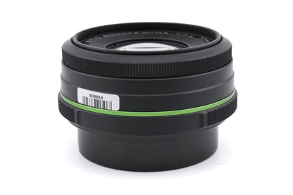 Pentax 70mm f2.4 SMC Pentax-DA Limited