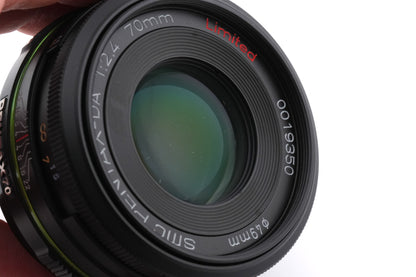 Pentax 70mm f2.4 SMC Pentax-DA Limited
