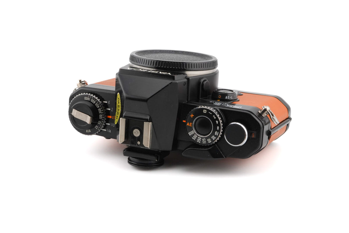 Yashica FX-D Quartz