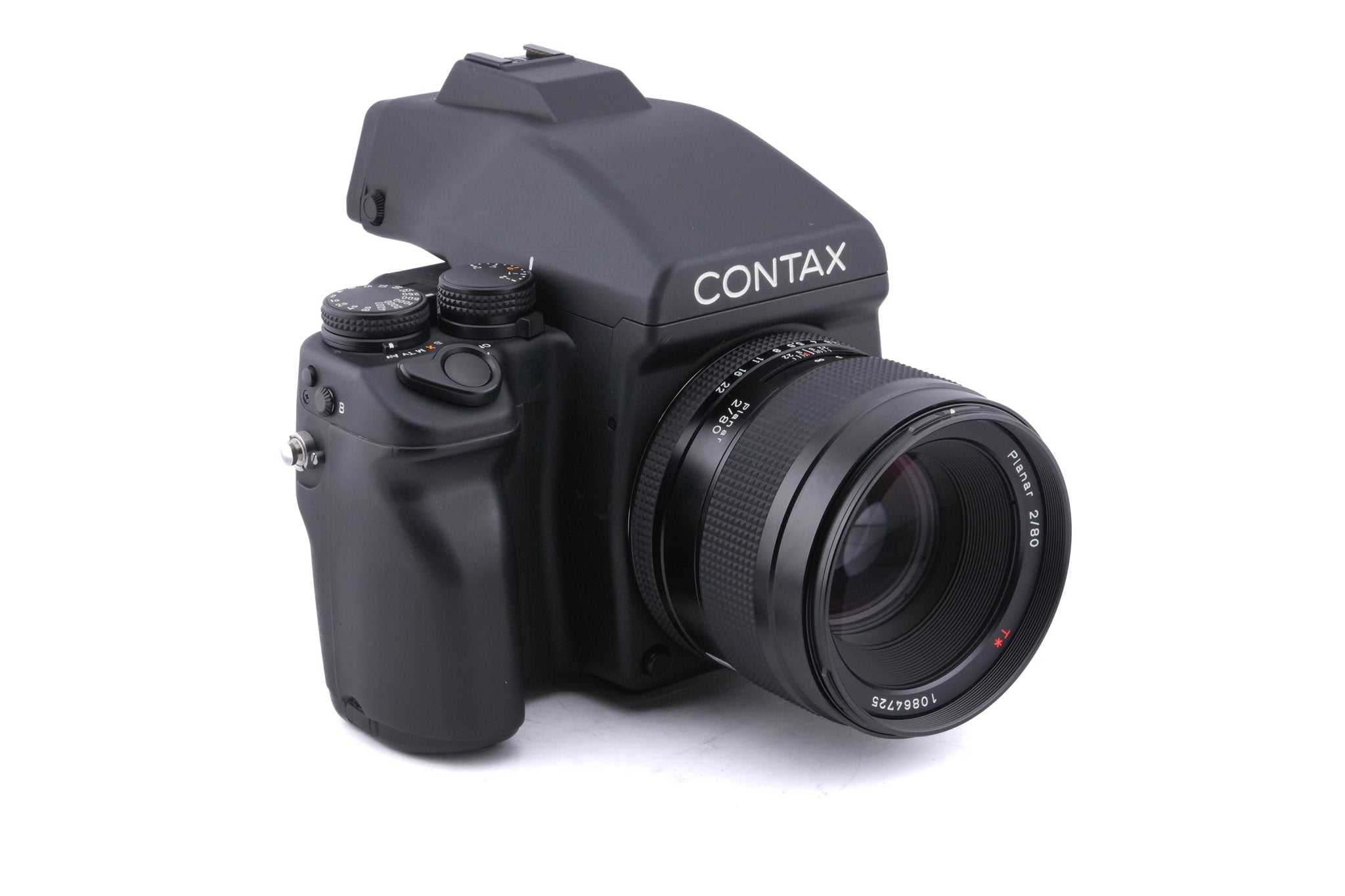 Contax 645 + 80mm f2 Planar T* + MF-1 AE Prism Finder + MFB-1 120/220 Film Back Holder