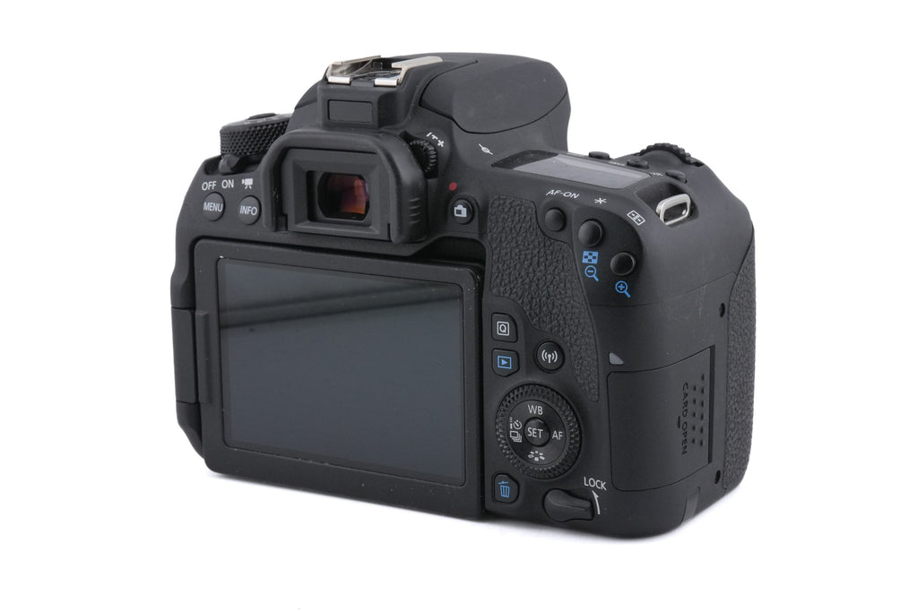 Canon EOS 77D
