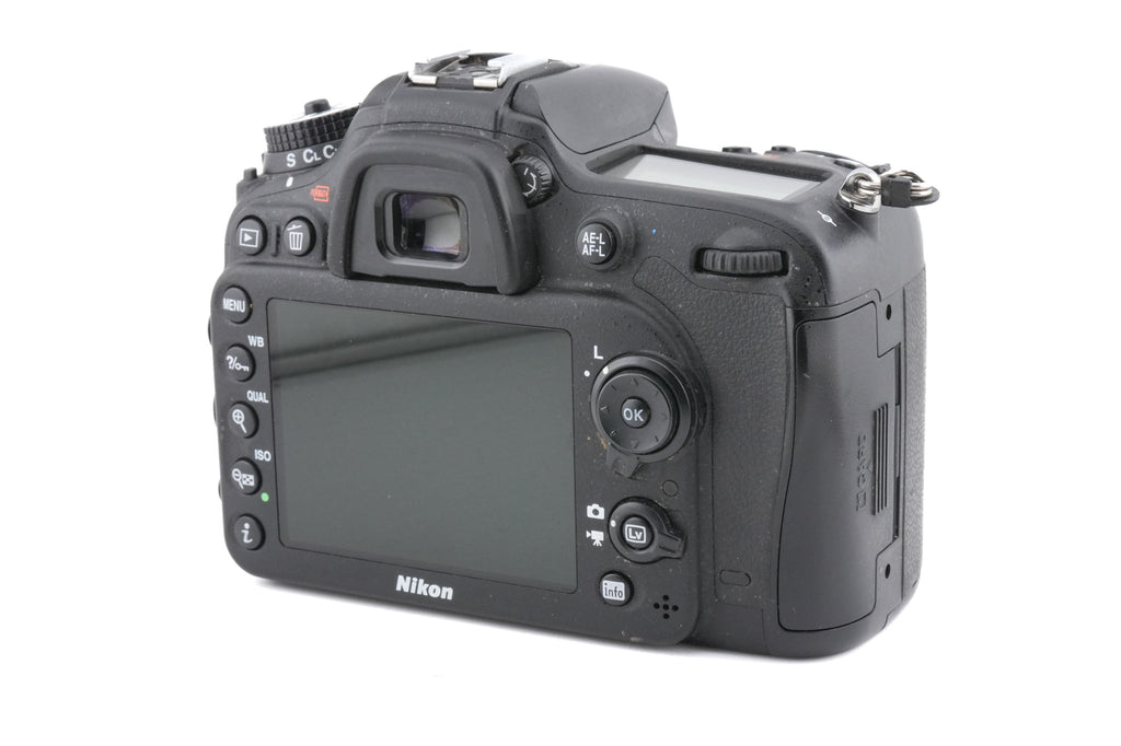 Nikon D7100
