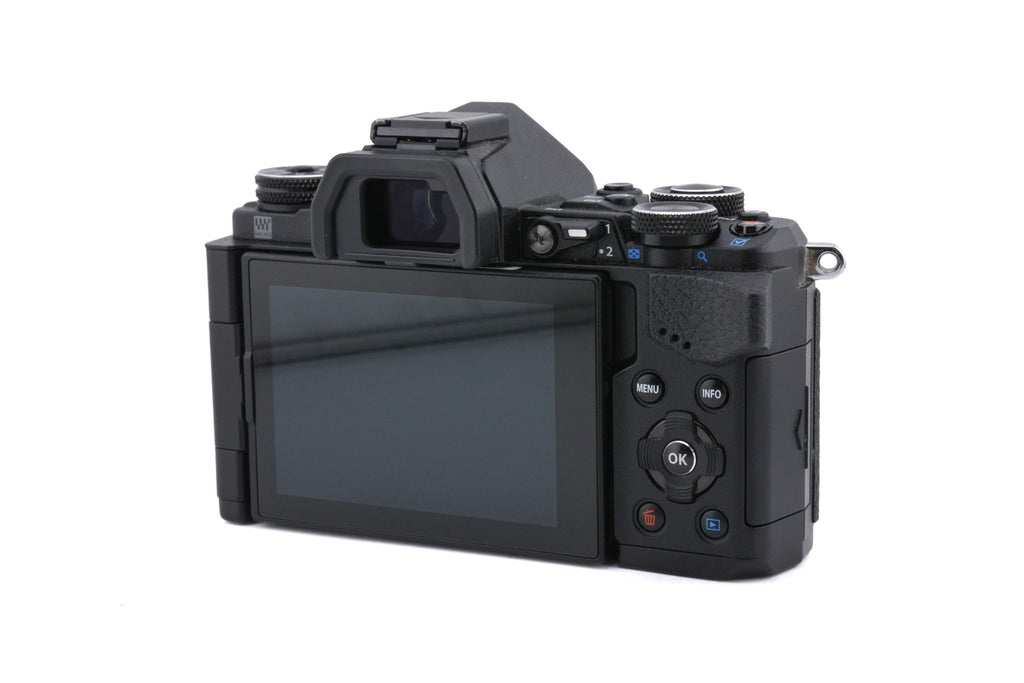 Olympus OM-D E-M5 Mark II